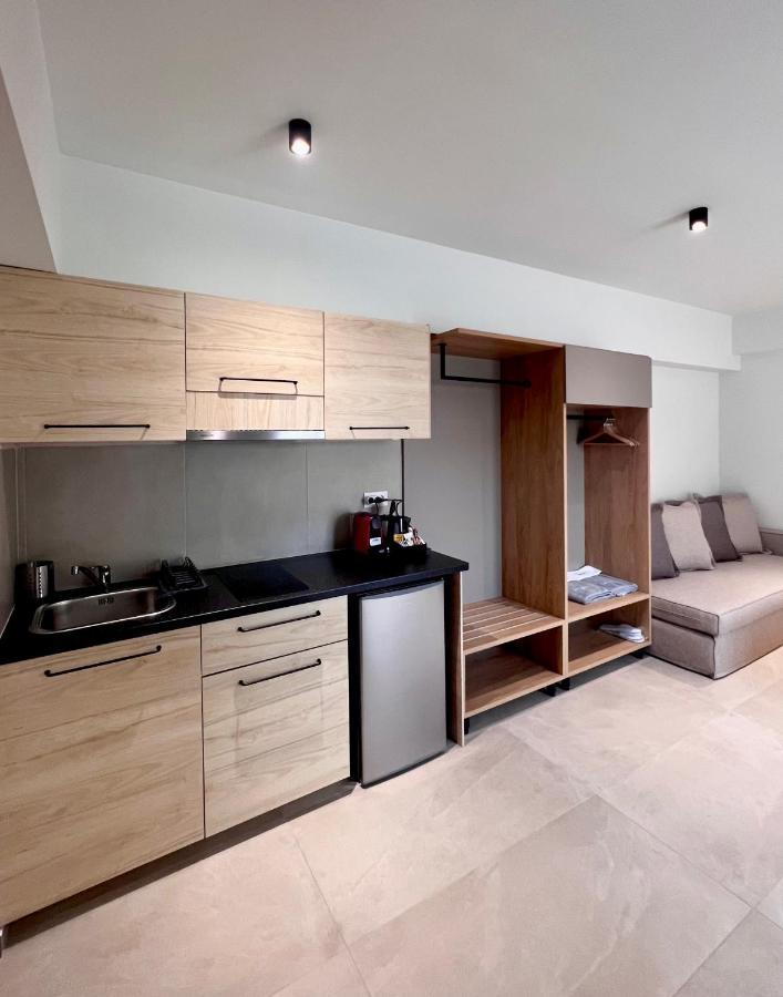 La Mer Luxury Apartments Иерисос Екстериор снимка