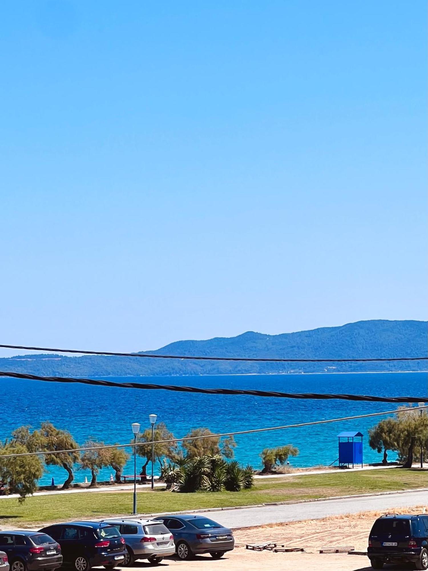 La Mer Luxury Apartments Иерисос Екстериор снимка