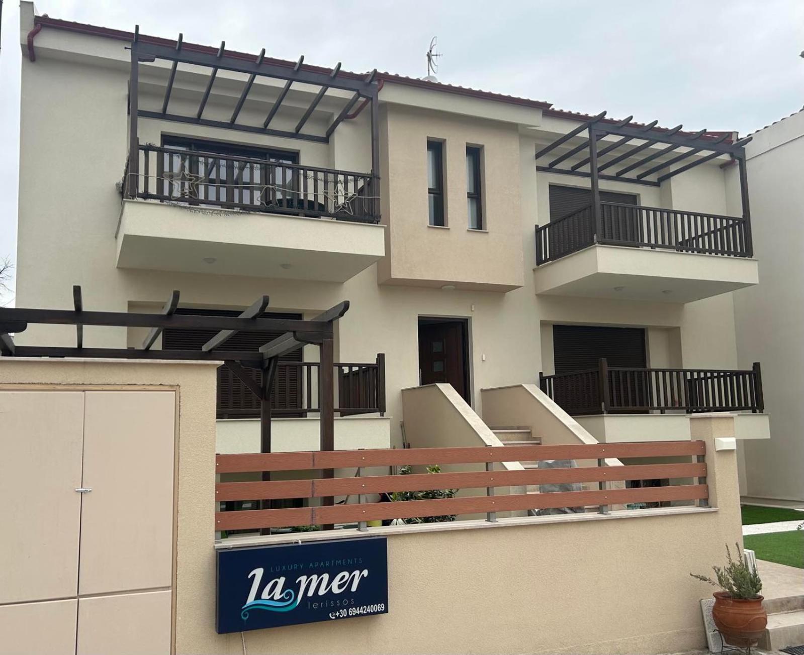 La Mer Luxury Apartments Иерисос Екстериор снимка